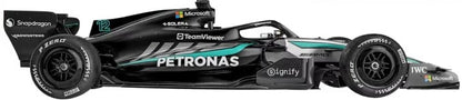 Mercedes-AMG F1 W17 E PERFORMANCE F1 2026 #63 George Russell w/Helmet 1:43 Scale Diecast Model Car – Bburago