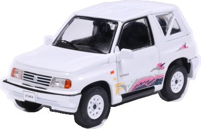 Suzuki Vitara Escudo White 1995 1:43 Scale Diecast Car – IXO