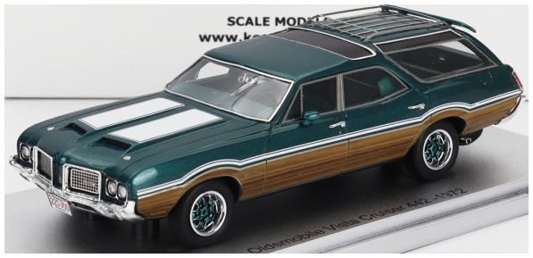 Oldsmobile Vista Cruiser 442 SW Green Metallic White Wood Station Wagon 1972 1:43 Scale Kess Resin Model
