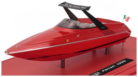 Riva Motoscafo 32 Ferrari 1990 2 x Engine V8 780CV (24cm) Red w/Showcase 1:43 Scale Kess Resin Model