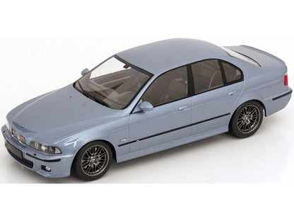 BMW M5 E39 1998 Silverstone Blue Metallic 1:18 Scale Diecast Car – KK Scale