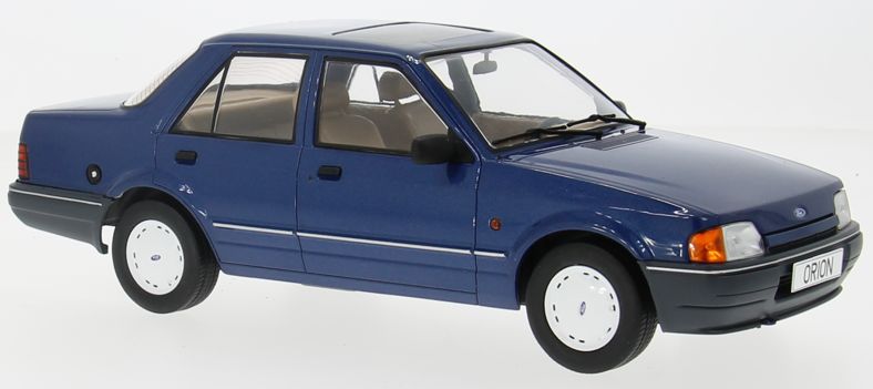Ford Orion Mk2 Blue LHD w/Hub Cap Wheels 1:18 Scale Diecast Model Car – Model Car Group