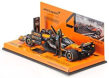 McLaren F1 Team MCL39 World Champion F1 Abu Dhabi GP 2025 Lando Norris w/Standing Figure + Pitboard 1:43 Scale Diecast Car – Minichamps