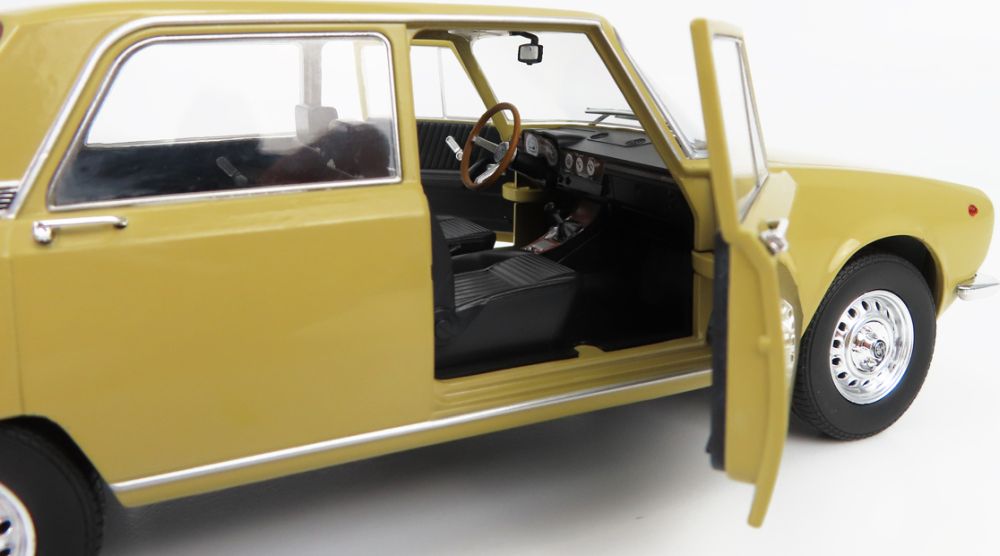 Alfa Romeo 2000 Berlina 1971 Giallo Piper 116 1:18 Scale Diecast Model Car – Mitica