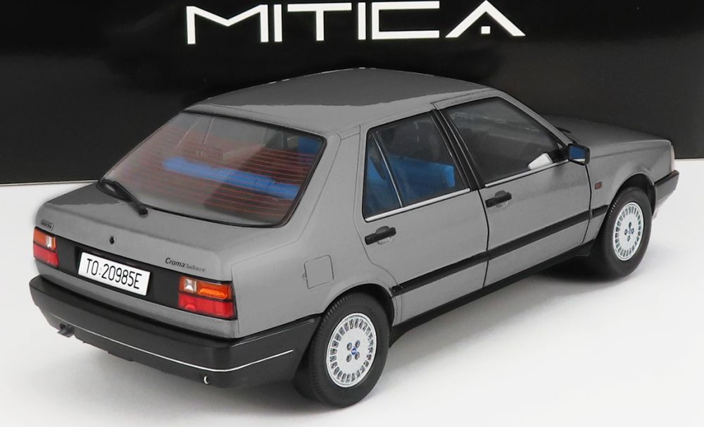 Fiat Croma 2.4 TD 1985 Quartz Grey Met 639 1:18 Scale Diecast Model Car – Mitica