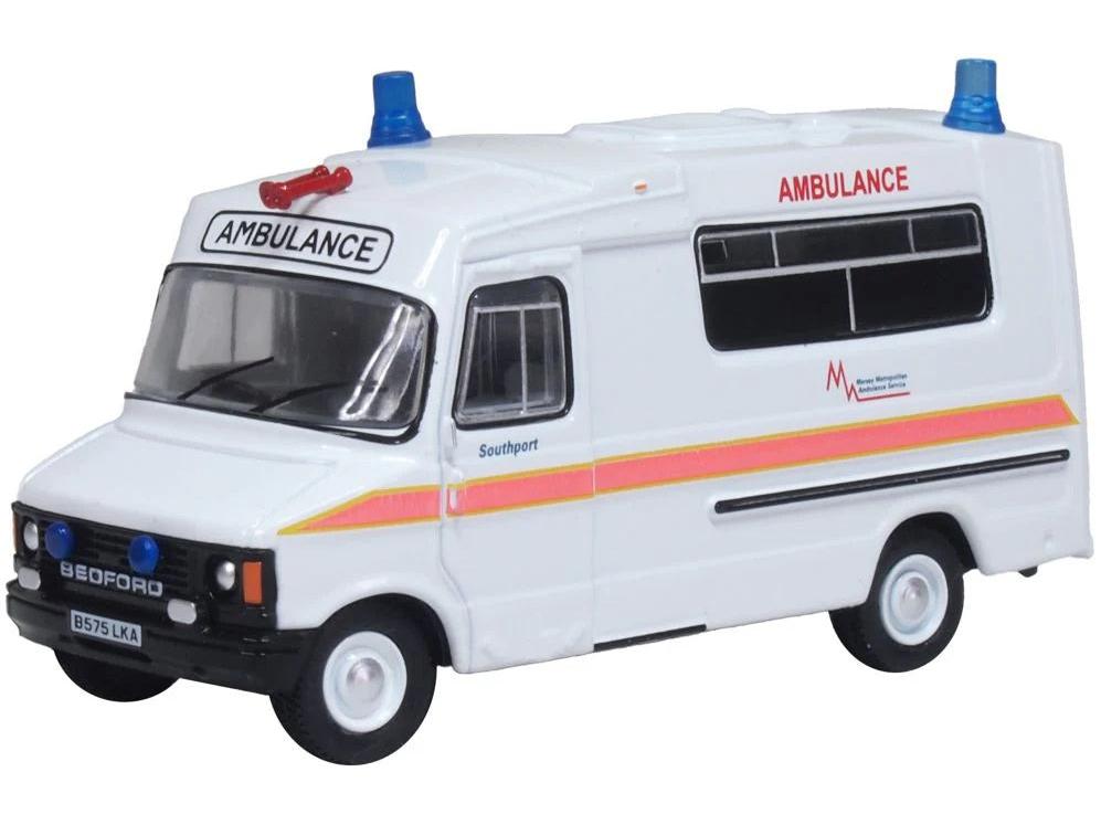 Bedford CF Hanlon Ambulance Merseyside Ambulance Service 1:76 Scale Diecast Model – Oxford Diecast