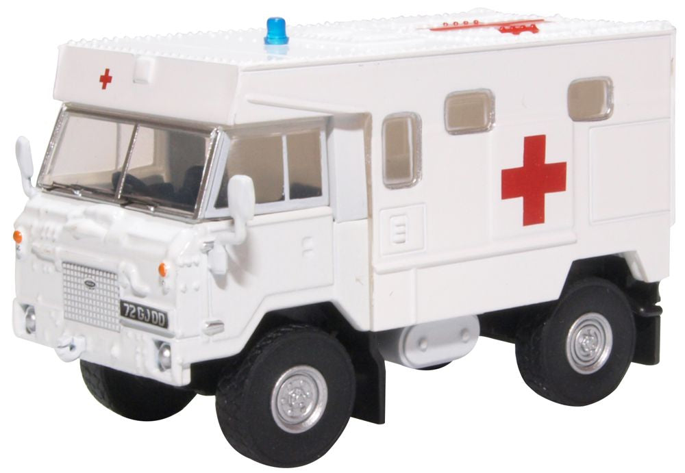 Land Rover FC Ambulance 24 Field Ambulance Bosnia 1:76 Scale Diecast – Oxford Diecast
