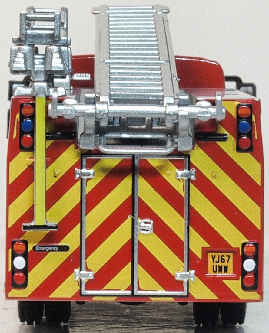Volvo FL Emergency One Pump Ladder West Yorkshire 1:76 Scale Diecast Fire Engine – Oxford Diecast