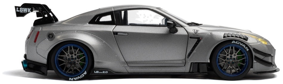 Nissan GT-R (R35) w/Liberty Walk Body Kit 2.0 Silver 2023 1:18 Scale Diecast Model Car – Solido