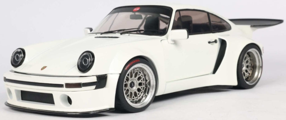KS-R By KHYZYL Saleem White 2026 1:18 Scale Diecast Model Car – Solido