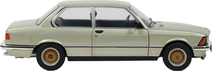 BMW 323i Resedagrun Metallic 1980 1:18 Scale Diecast Car – Solido