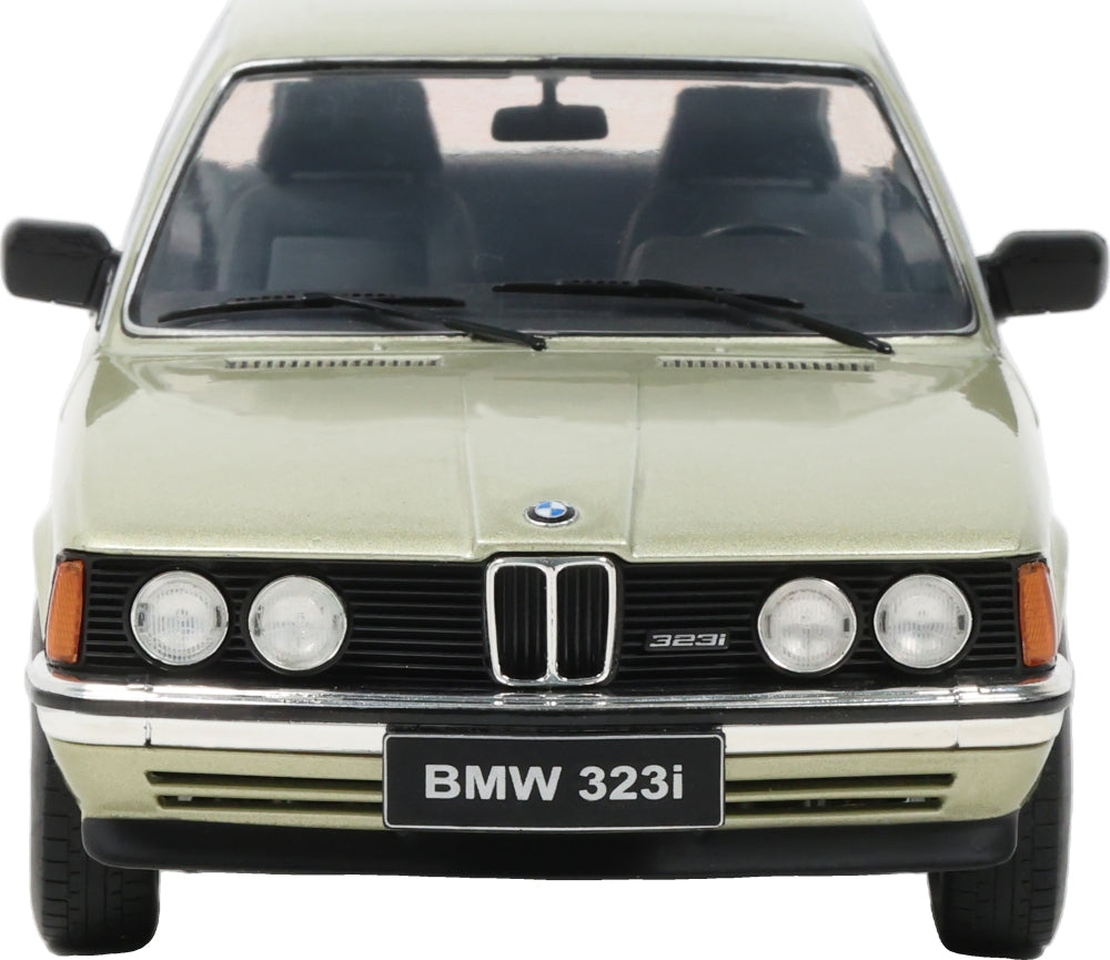 BMW 323i Resedagrun Metallic 1980 1:18 Scale Diecast Car – Solido