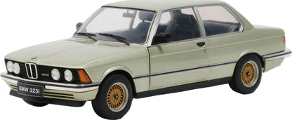 BMW 323i Resedagrun Metallic 1980 1:18 Scale Diecast Car – Solido