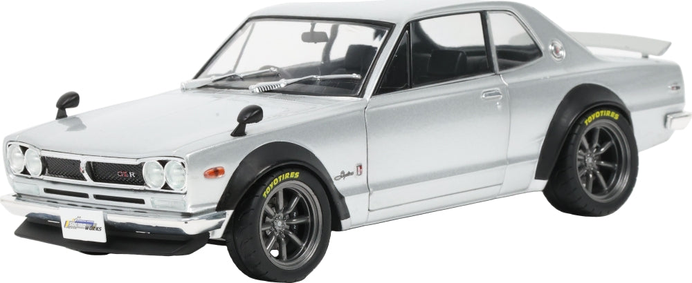 Nissan Skyline 2000 GT-R (KPGC10) Hakosuka Silver 1970 1:18 Scale Diecast Car – Solido