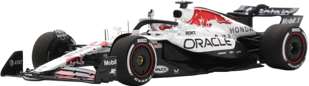 Oracle Red Bull Racing RB21 #1 1st Japanese GP 2025 Max Verstappen w/Pit Board 1:43 Scale Resin Car – Spark