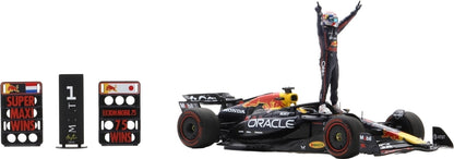 Oracle Red Bull Racing RB21 #1 1st US GP 2025 Max Verstappen w/Pit Boards 1:43 Scale Resin Car – Spark