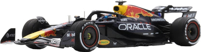 Oracle Red Bull Racing RB21 #1 Winner F1 Las Vegas GP 2025 Max Verstappen w/Pit Board 1:43 Scale Resin Car – Spark