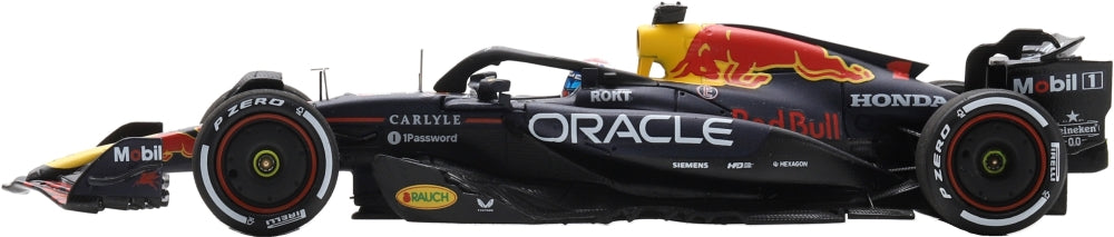 Oracle Red Bull Racing RB21 #1 Winner F1 Las Vegas GP 2025 Max Verstappen w/Pit Board 1:43 Scale Resin Car – Spark