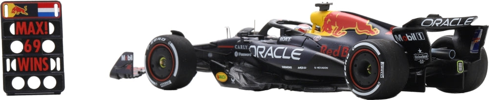 Oracle Red Bull Racing RB21 #1 Winner F1 Las Vegas GP 2025 Max Verstappen w/Pit Board 1:43 Scale Resin Car – Spark