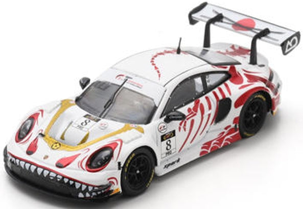 Porsche GT3 R AO #8 1st Suzuka 1000km 2026 Heinrich/Picariello/Andlauer w/Pit Board 1:64 Scale Diecast Car – Spark