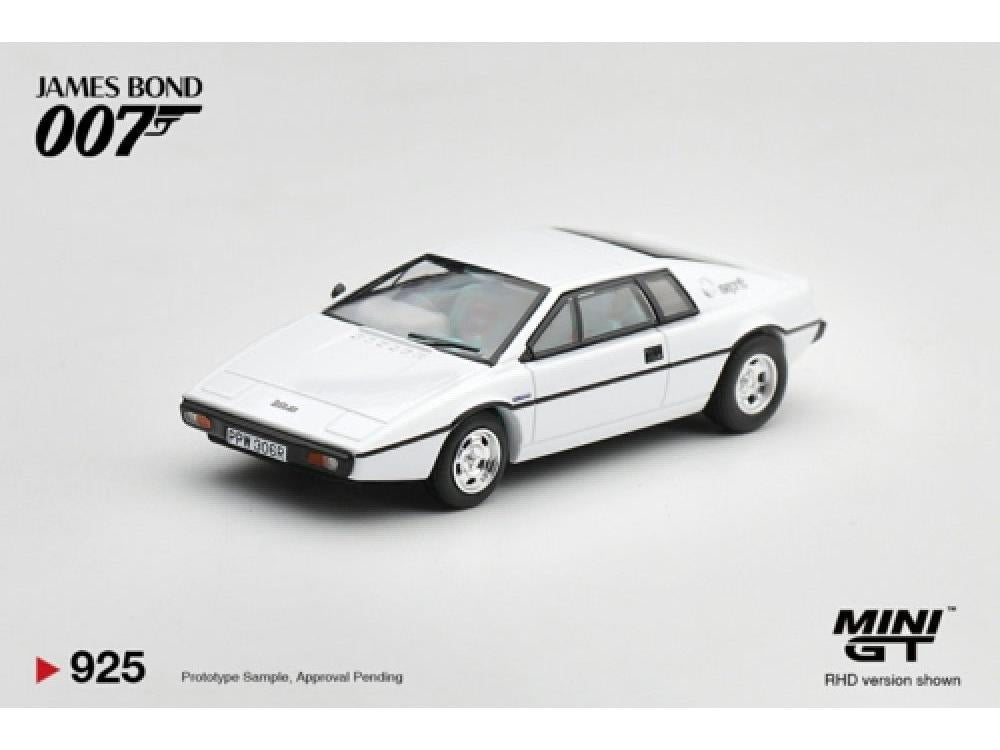 Lotus Espirit S1 The Spy Who Loved Me (RHD) Hungarian Blister Packaging 1:64 Scale Diecast Car – MINI GT