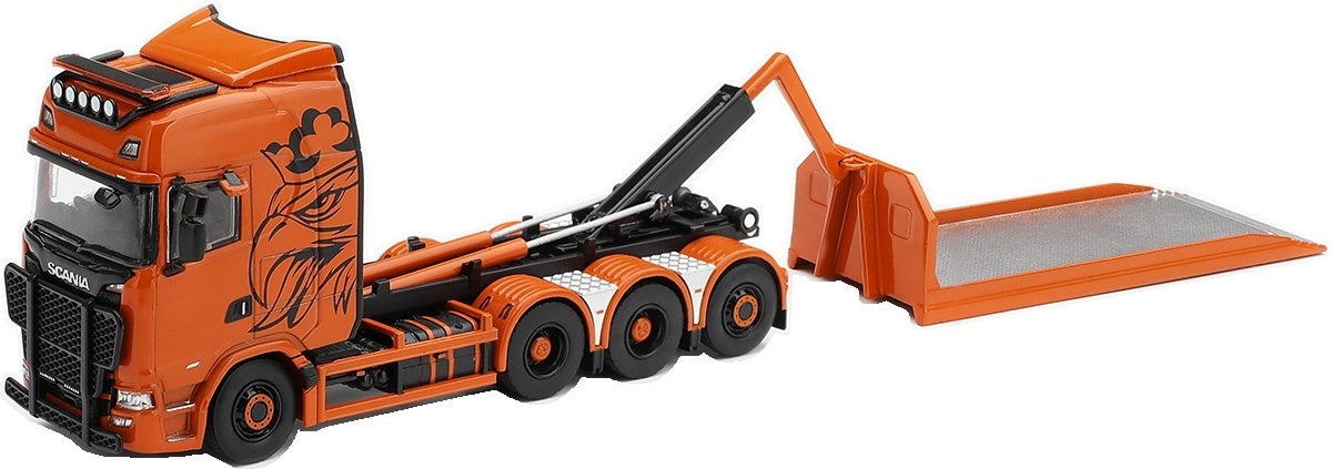 Scania 770S B8X4NA Hooklift Flatbed Orange (RHD) 1:64 Scale Diecast Truck – MINI GT