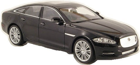 Jaguar XJ 2010 Black 1:24 Scale Diecast Car – Welly