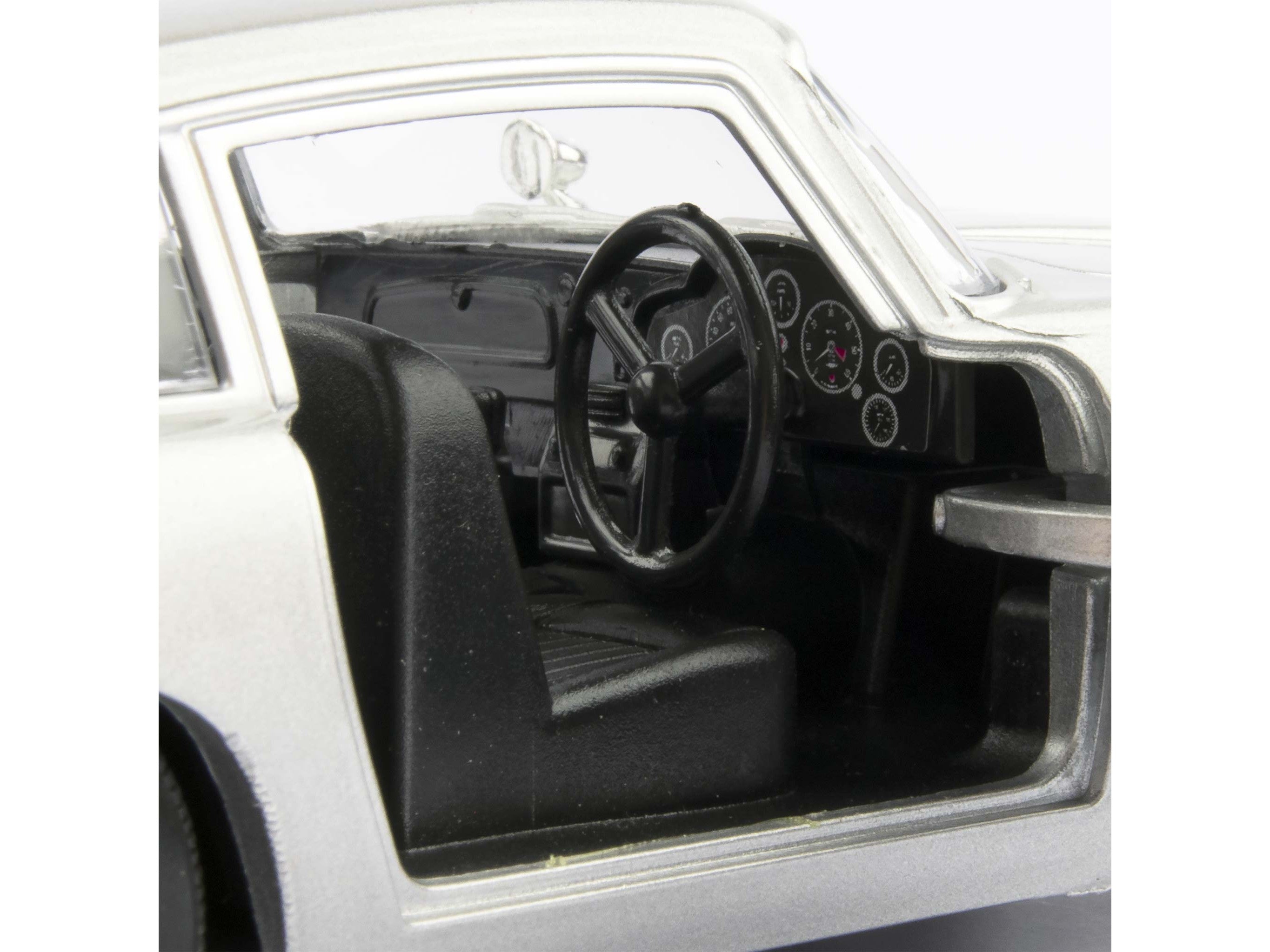 Aston Martin DB5 Diecast Model Car James Bond Goldfinger - 1:24 Scale-Motormax-Diecast Model Centre