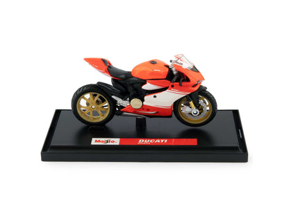 Ducati 1199 Superleggra Diecast Model Motorcycle 2014 red - 1:18 scale-Maisto-Diecast Model Centre