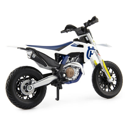 Husqvarna FS 450 Diecast Model Motorcycle 2020 white - 1:18 Scale-Bburago-Diecast Model Centre