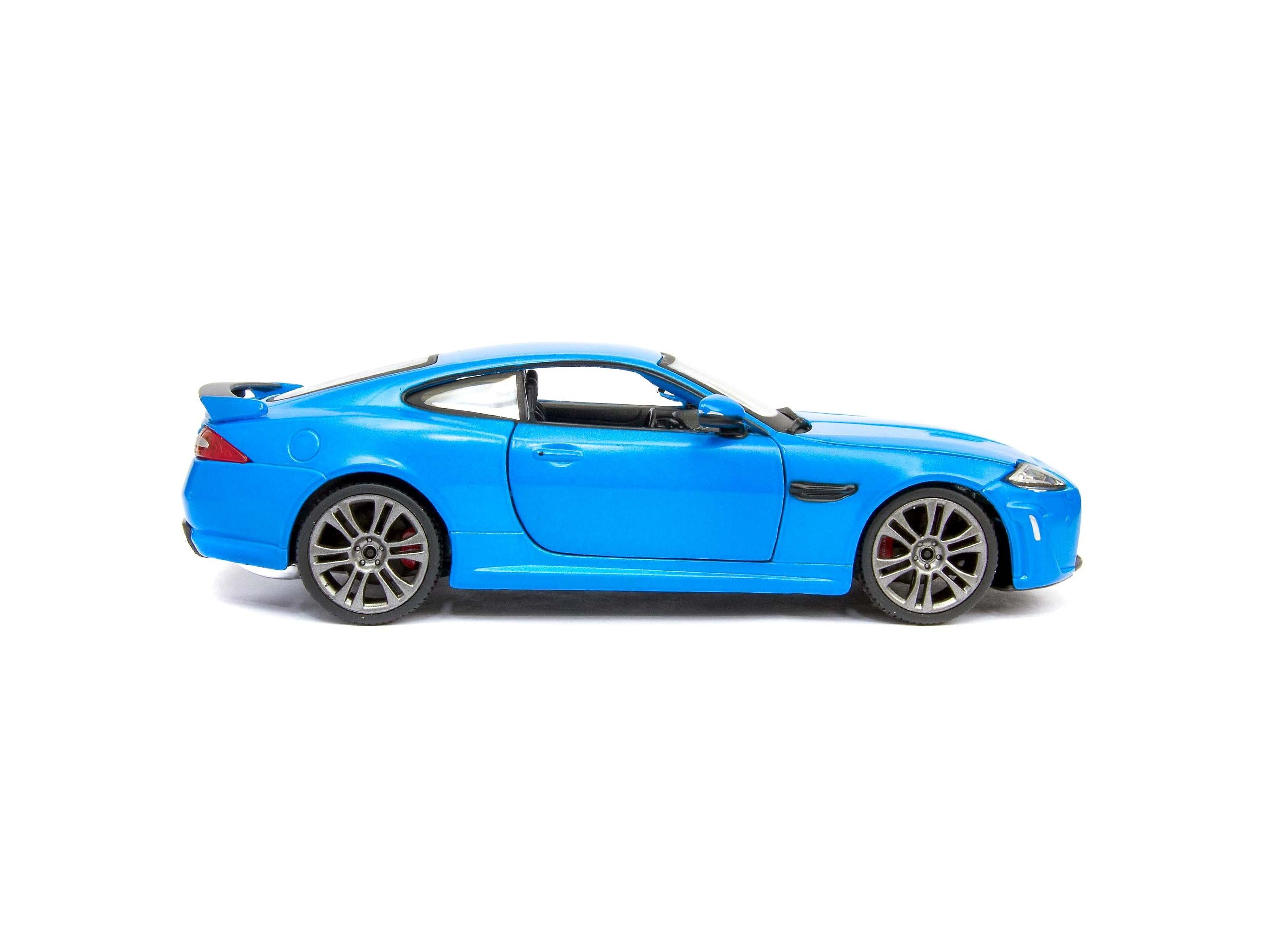Jaguar XKR-S blue 1:24 Scale Model Car