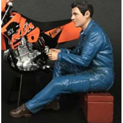 Mechanic Michael - 1:12 Scale Resin Model Figure-American Diorama-Diecast Model Centre