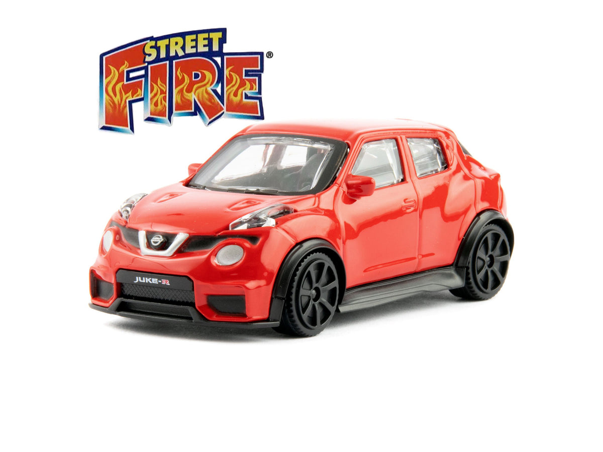 Nissan Juke R red 1:43 Scale Toy Car Bburago BUR 30136R