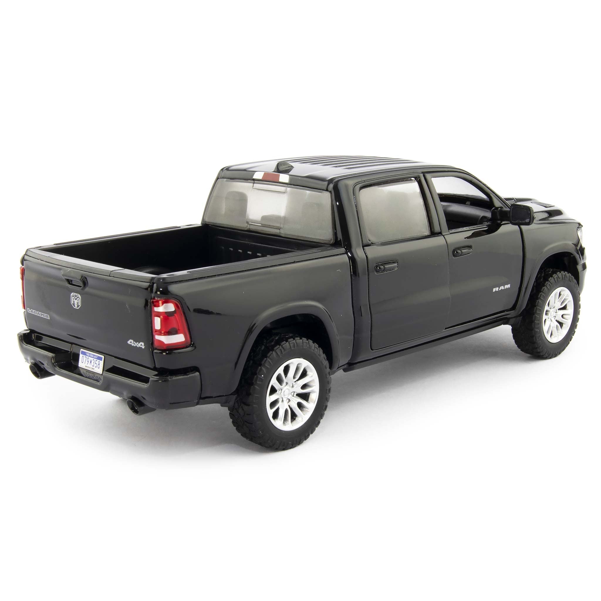 RAM 1500 Crew Cab Laramie Diecast Model Pickup Truck 2019 black - 1:24 Scale