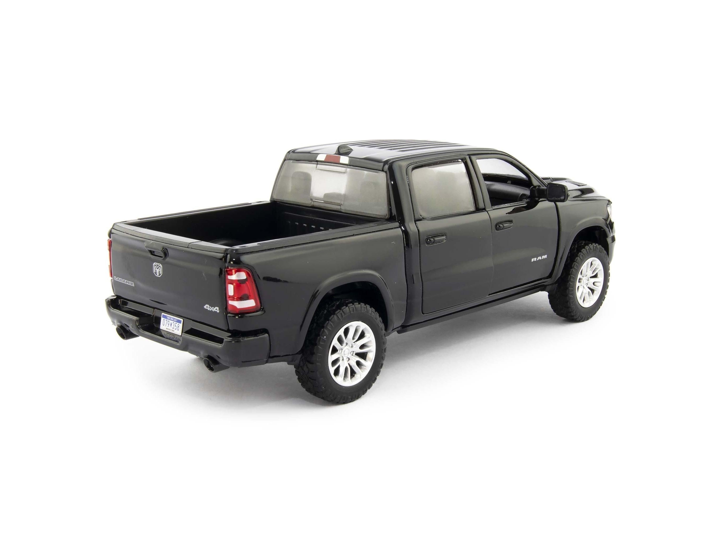 RAM 1500 Crew Cab Laramie Diecast Model Pickup Truck 2019 black - 1:24 Scale-Motormax-Diecast Model Centre