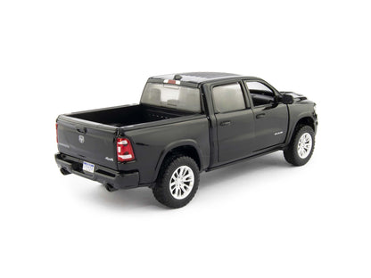 RAM 1500 Crew Cab Laramie Diecast Model Pickup Truck 2019 black - 1:24 Scale-Motormax-Diecast Model Centre