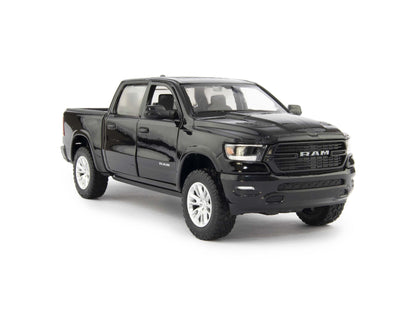 RAM 1500 Crew Cab Laramie Diecast Model Pickup Truck 2019 black - 1:24 Scale-Motormax-Diecast Model Centre
