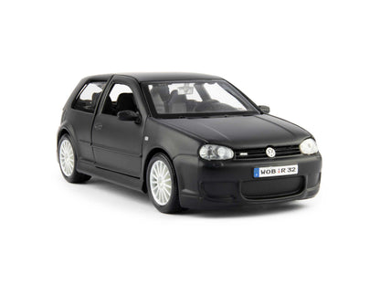 Volkswagen Golf Mk4 R32 Black 1:24 Scale Maisto Diecast Model
