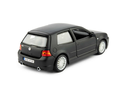 Volkswagen Golf R32 Diecast Model Car black - 1:24 Scale-Maisto-Diecast Model Centre