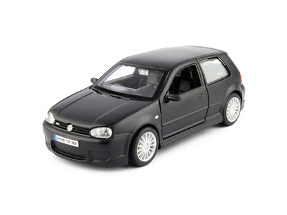 Volkswagen Golf R32 Diecast Model Car black - 1:24 Scale-Maisto-Diecast Model Centre