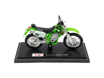 Kawasaki KLX250SR Diecast Model Motorcycle green - 1:18 scale-Maisto-Diecast Model Centre