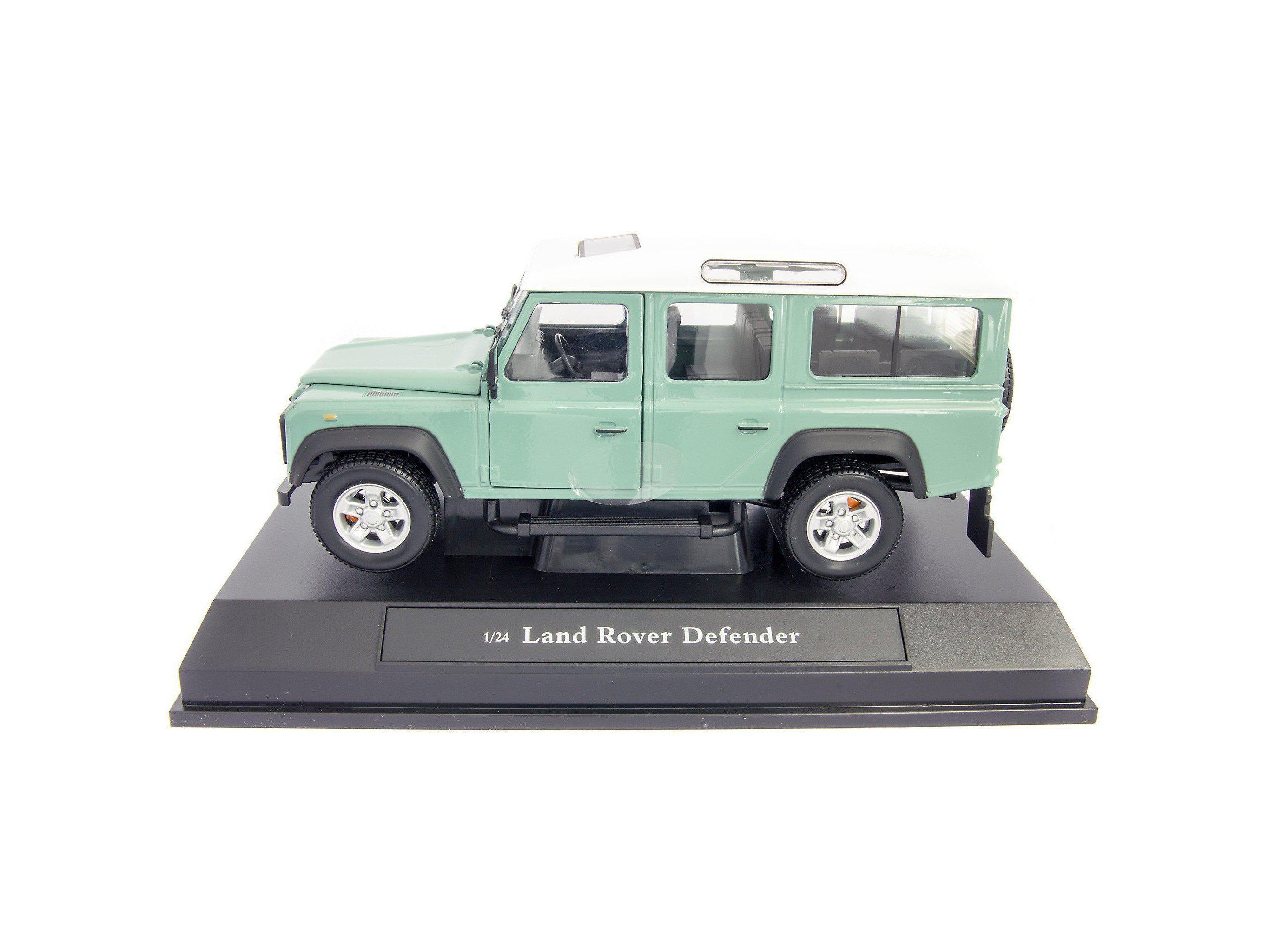 Land Rover Defender 110 Diecast Model Car green - 1:24 Scale-Cararama-Diecast Model Centre