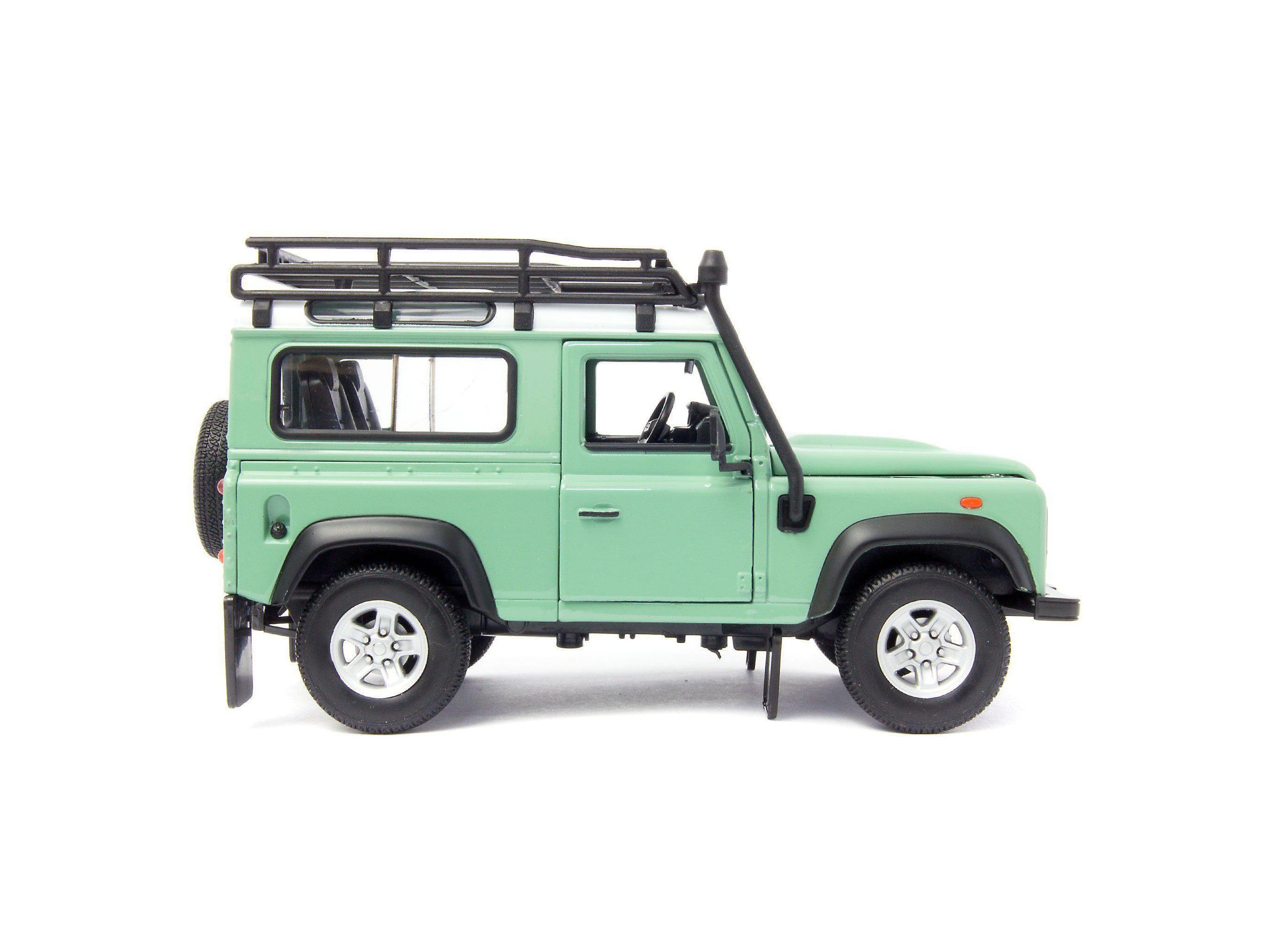 Land Rover Defender 90 Diecast Model Car with snorkel green - 1:24 Scale-Welly-Diecast Model Centre