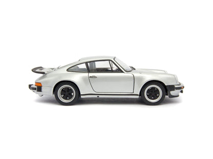 Porsche 911 Turbo 3.0 Diecast Model Car 1974 silver - 1:24 Scale-Welly-Diecast Model Centre