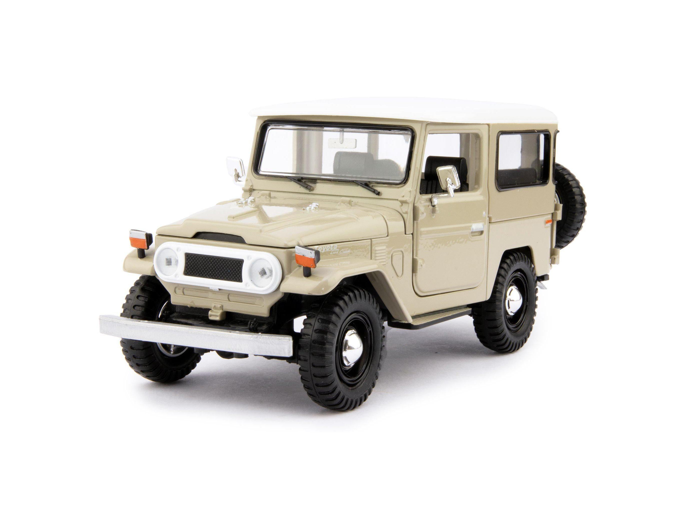 Toyota Land Cruiser FJ40 Diecast Model Car beige - 1:24 Scale-Motormax-Diecast Model Centre