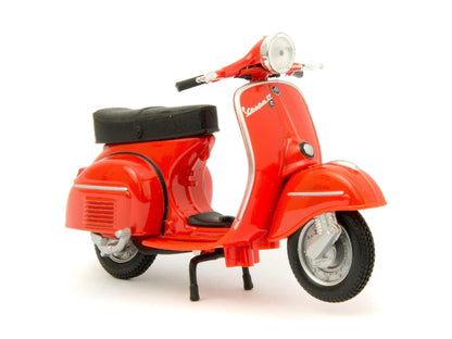 Vespa 125 GTR Diecast Model Scooter 1968 - 1:18 Scale-Maisto-Diecast Model Centre