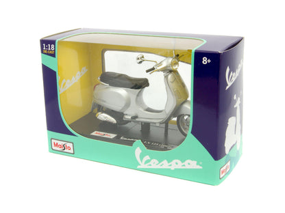 Vespa LX125 Diecast Model Scooter 2005 - 1:18 Scale-Maisto-Diecast Model Centre