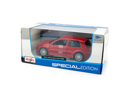 Volkswagen Golf R32 Diecast Model Car red - 1:24 Scale-Maisto-Diecast Model Centre